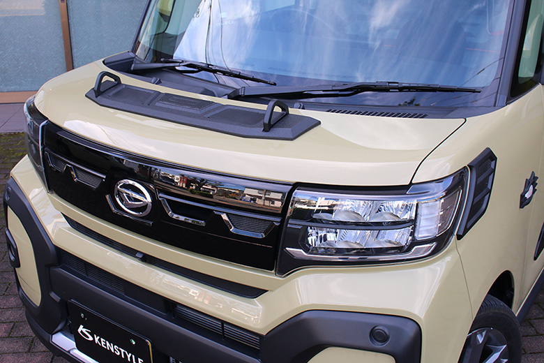 ボンネットカスタムガーニッシュ