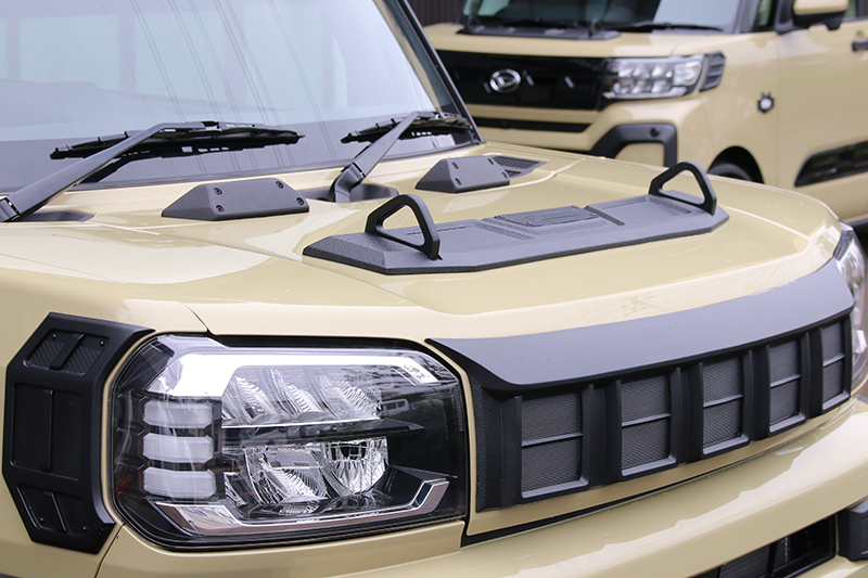 【新発売】 ボンネットカスタムガーニッシュ タフト