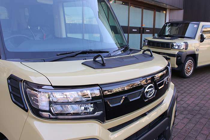 【新発売】 ボンネットカスタムガーニッシュ タントファンクロス